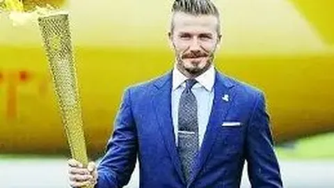 “蓝月豪取胜利，红黑军团全胜领跑，加泰球队险胜争四冠荣耀”