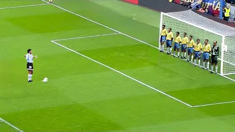 塞尔维亚迎战俄罗斯，德约助力；英德激战，四强争夺战激烈